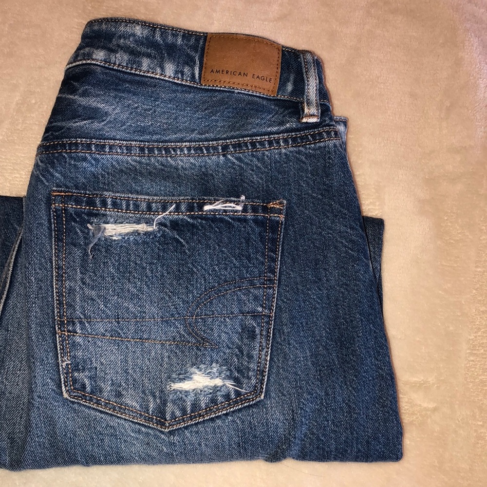 American Eagle Mom Jeans